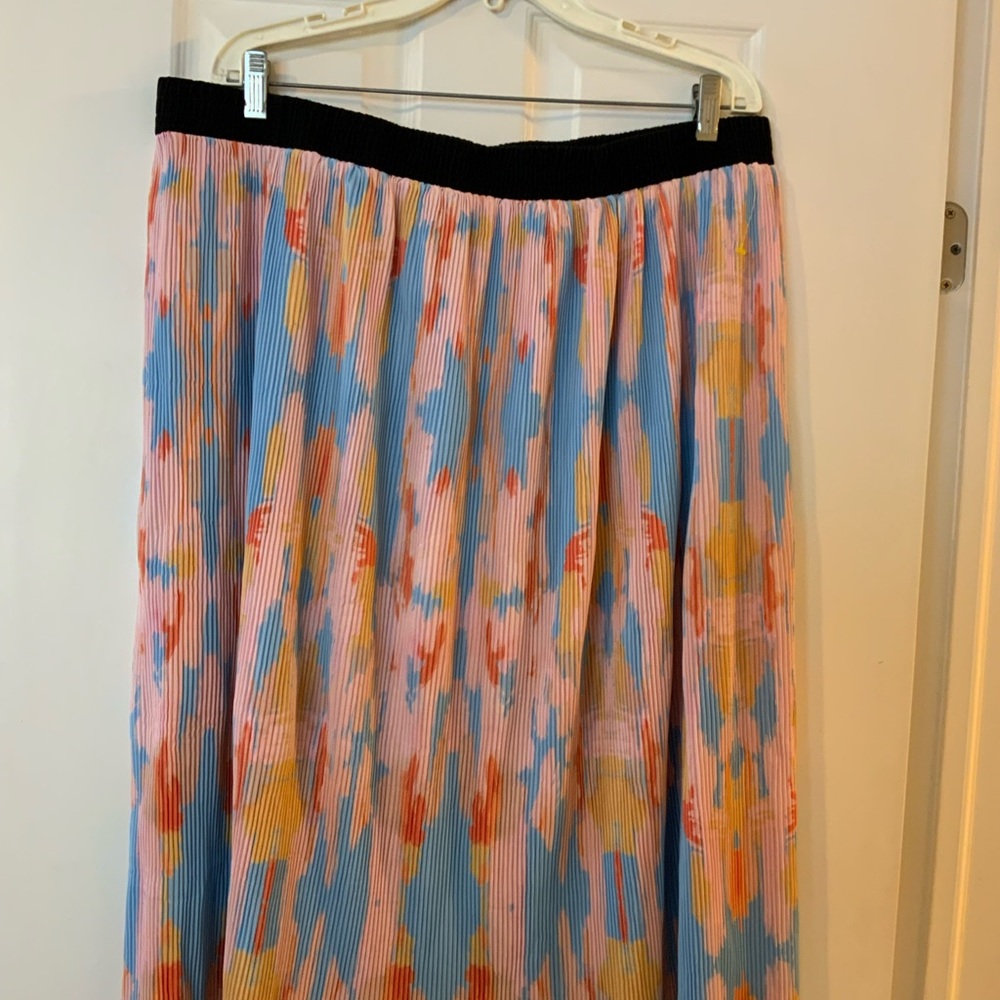 Pleated Floral-Print Midi Skirt in Pink, Blue & Yellow